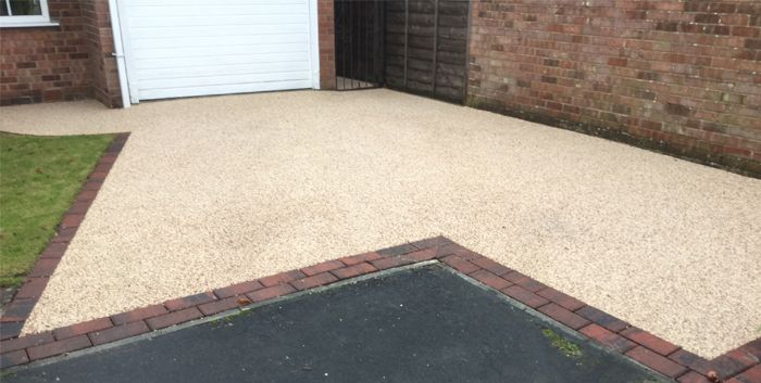 New after image of a resin driveway in Huddersfield